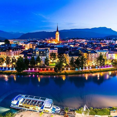 Hostel Lovely Rooms, City Center, Shared Bathroom, Windows To Corridor Villach Buitenkant foto